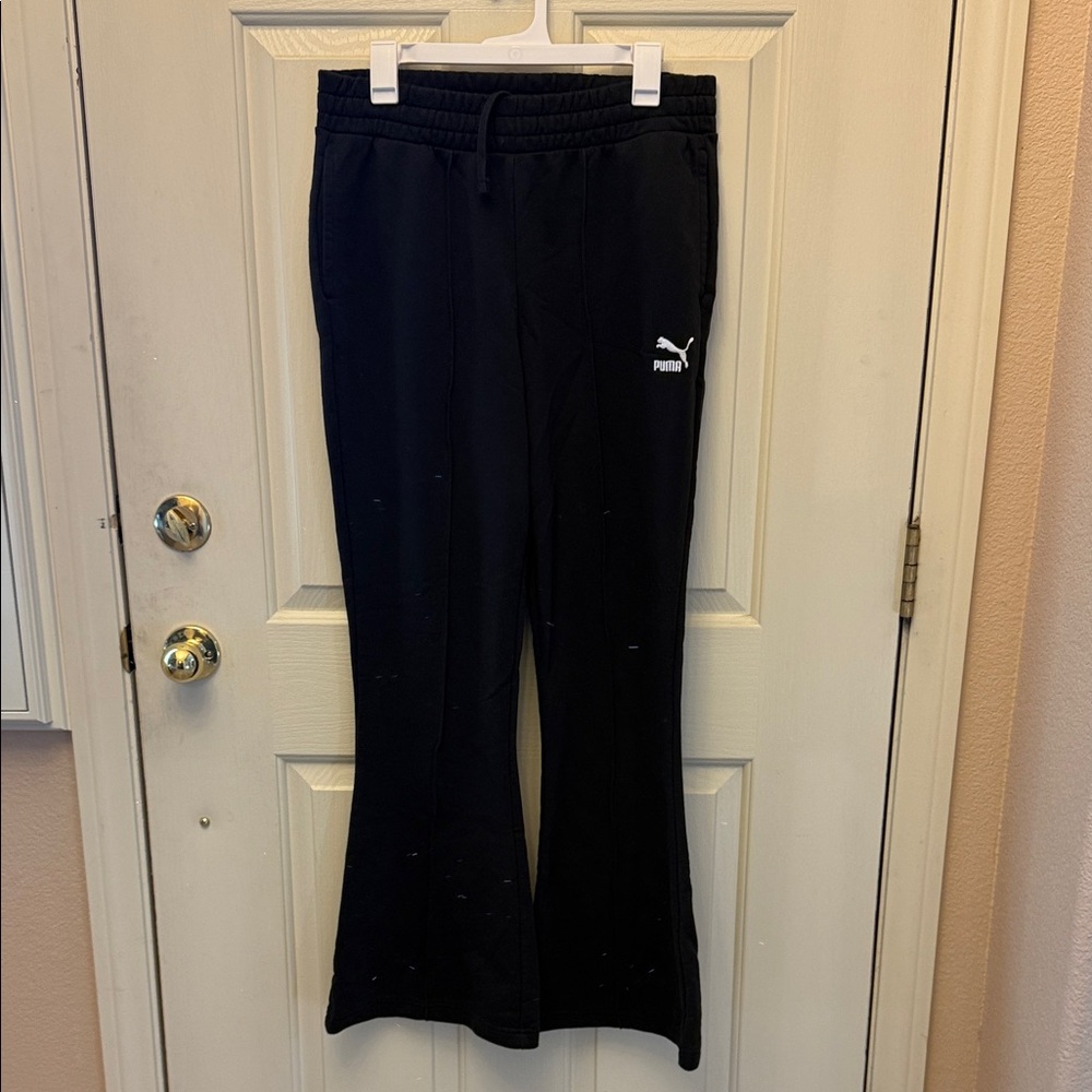 PUMA women’s Black Track Pants